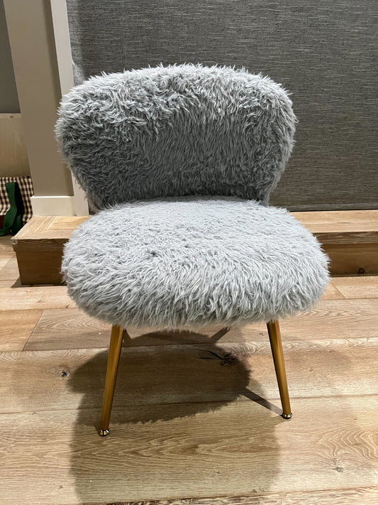 Fuzzy Grey Chair - cocokind